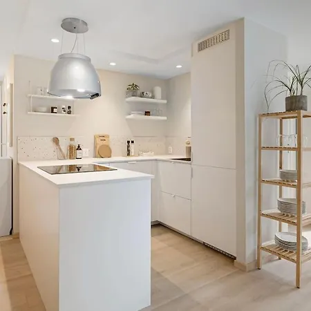 New And Urban Apartment, Centrally Located Close To Nature Lägenhet